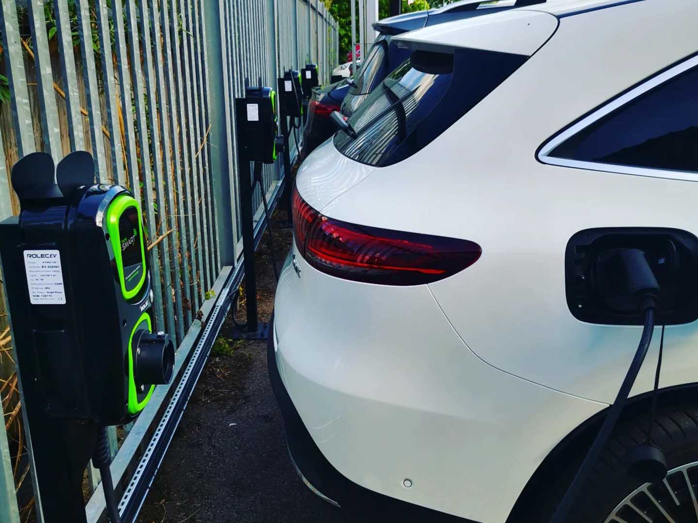 Electric Vehincle Charging Station